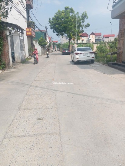 Bán đất Mê Linh, sát KCN Quang Minh, 116m2 full thổ cư. Dưới 3.3 tỷ
